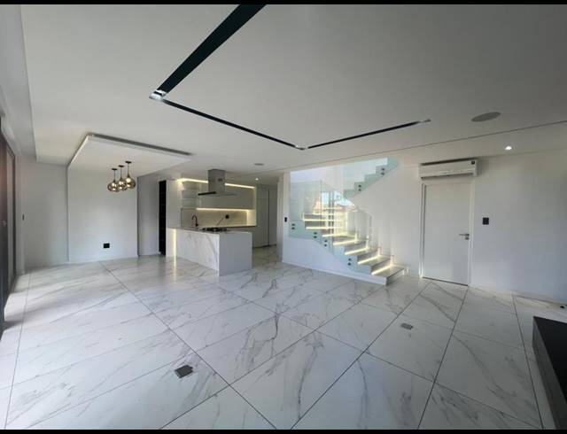 4 BEDROOM APARTMENT FOR SALE IN BROADACRES